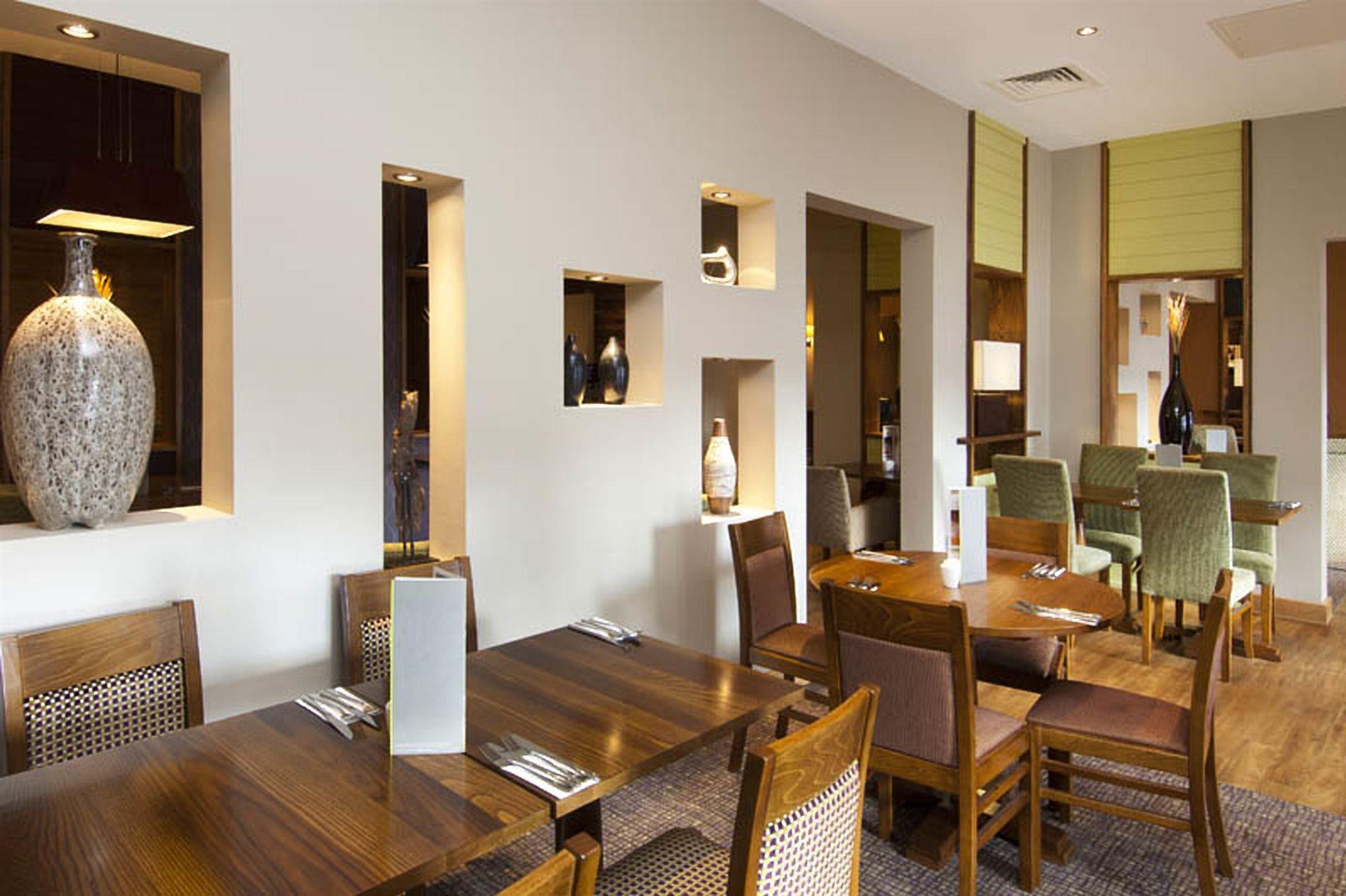 Premier Inn Manchester City - Piccadilly — Photos 2